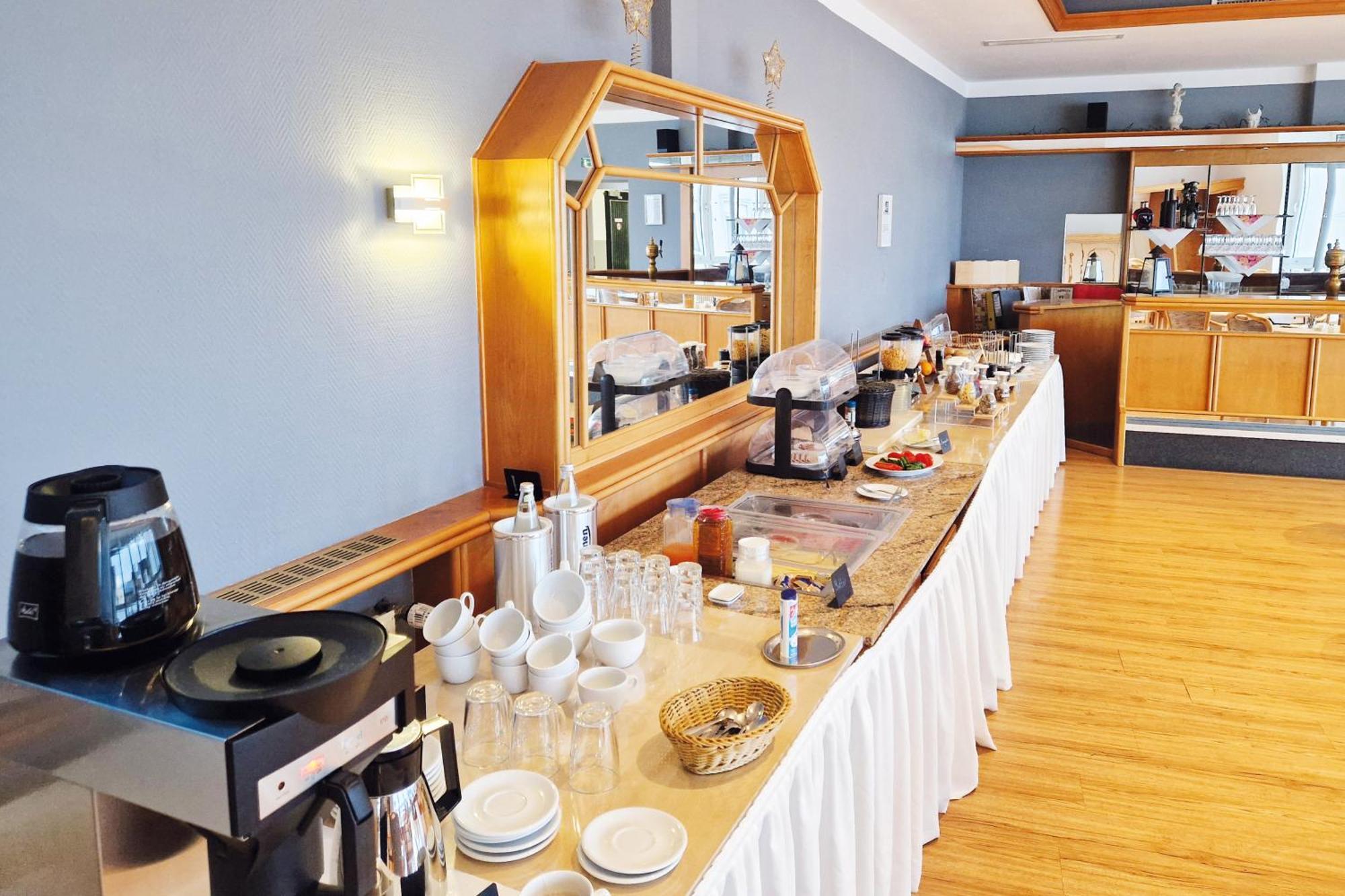 Hotel Handelshof 2*